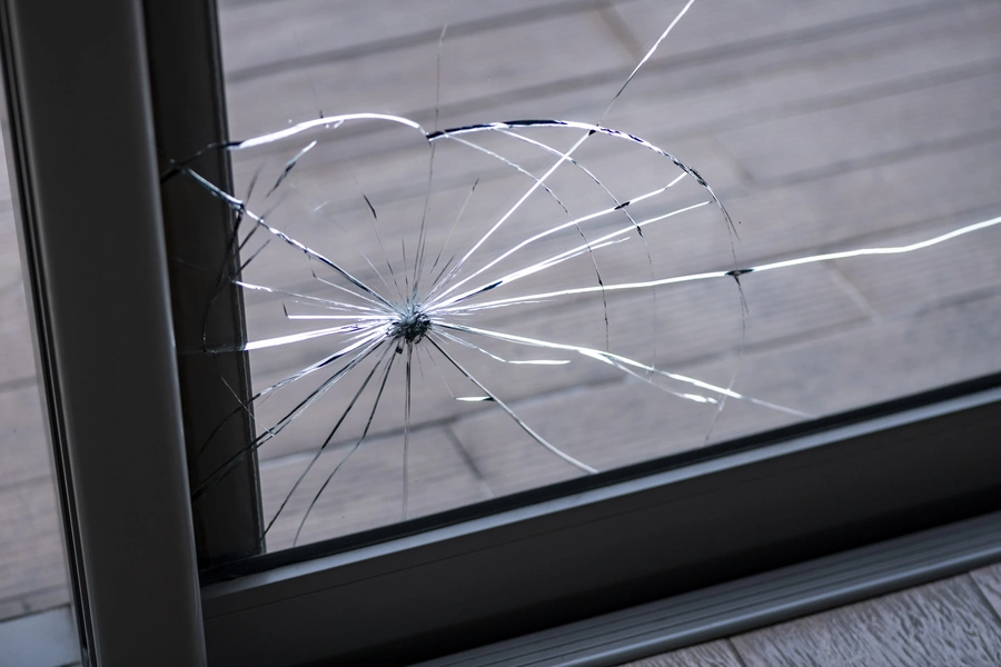 The Benefits Of Repairing Your Mirrors Instead Of Replacing Them in Marietta, GA